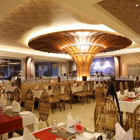Rajathadri Royal Inn Bangalore Buitenkant foto